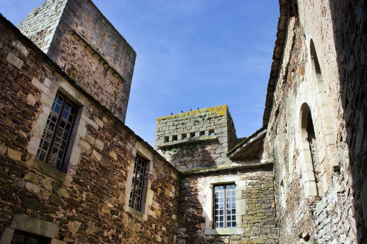 Chateau De Latour Sur Sorgue Marnhagues-et-Latour Exterior photo